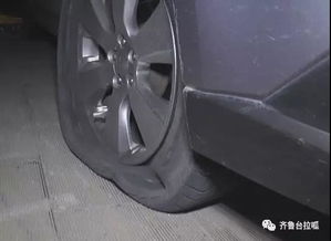 路遇濟(jì)南交警查酒駕男子強(qiáng)行闖關(guān) 后輪扎著破胎器躲在小區(qū)